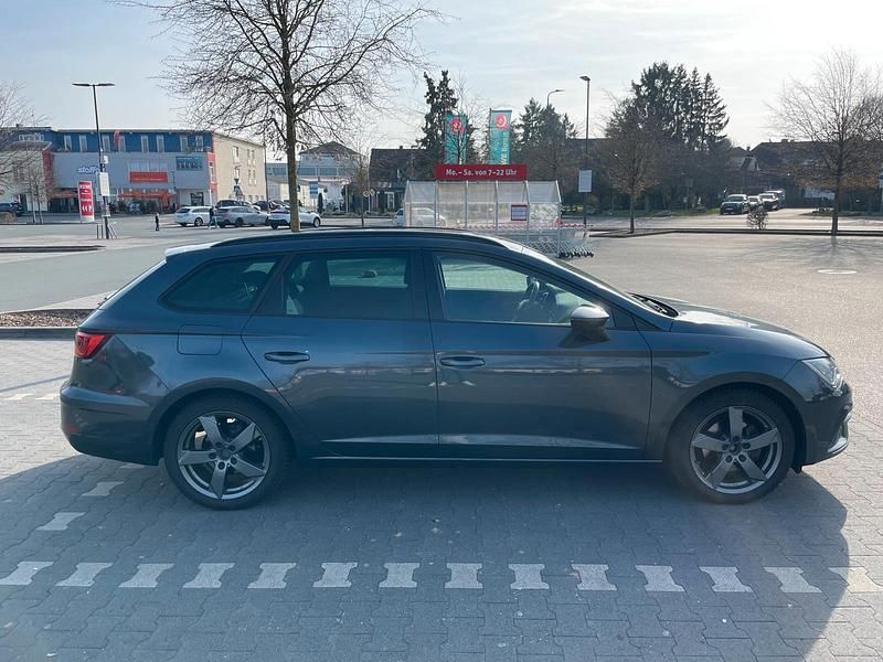 Gebraucht Seat Leon ST FR 150 PS (110 kW) 2019 Grau Kombi