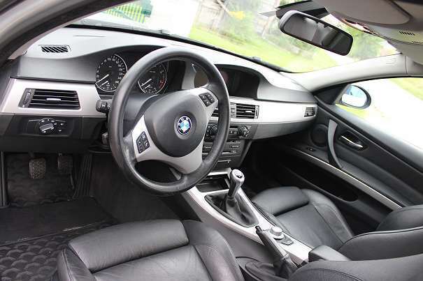 Gebraucht BMW 320 163 PS (119 kW) 2005 Silber metallic Limousine