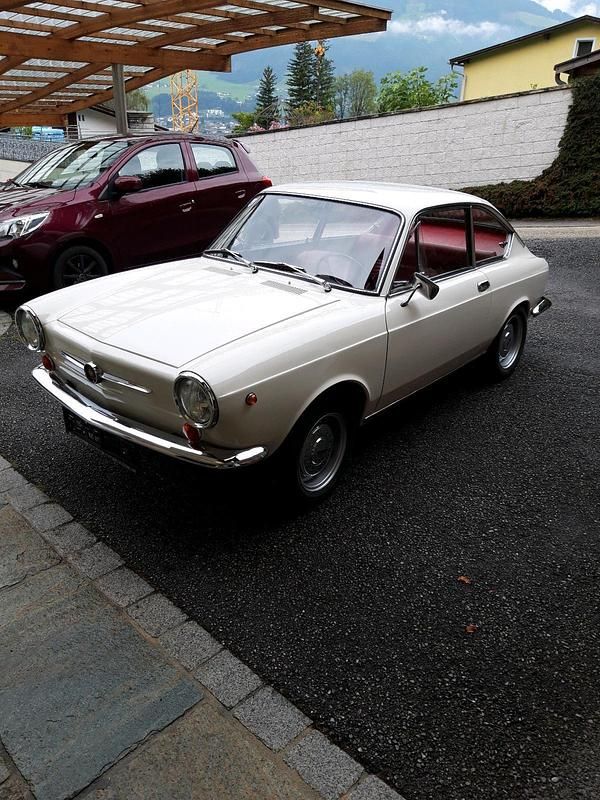 Weiß Gebraucht 1971 Fiat 850 Coupé | 15.900 € - Bild 1/4