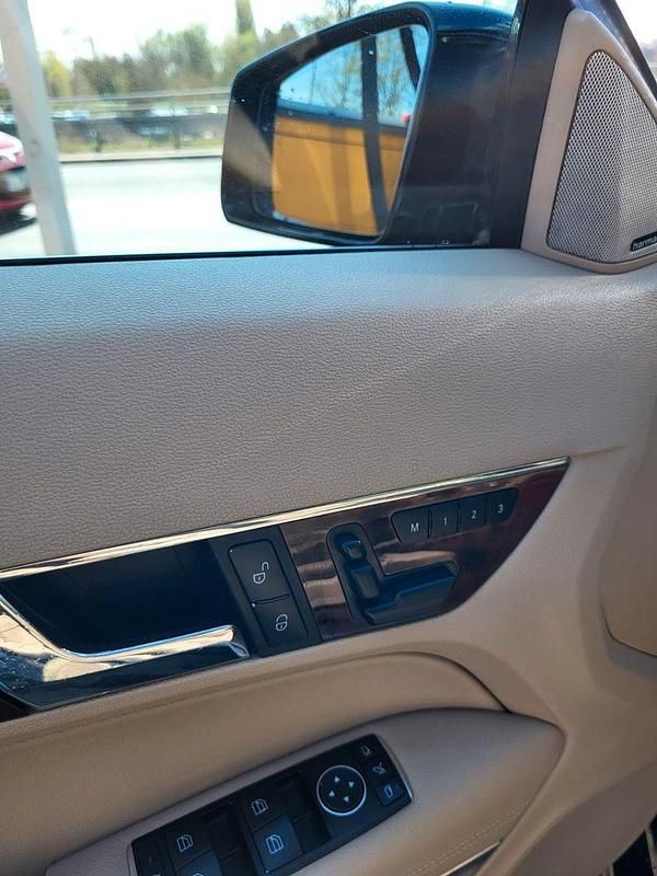 Gebraucht Mercedes E350 265 PS (194 kW) 2013 Schwarz Cabrio