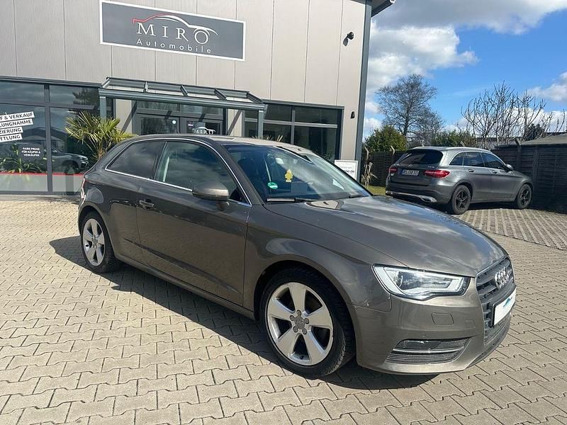 Gebraucht Audi A3 Ambiente 110 PS (80 kW) 2016 Braun Limousine