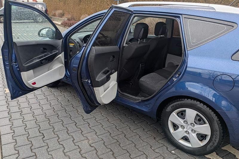 Gebraucht Kia Ceed Sportswagon 109 PS (80 kW) 2009 Blau Kombi