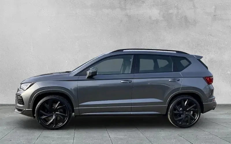 Neu Cupra Ateca VZ 300 PS (220 kW) 2025 Grün SUV