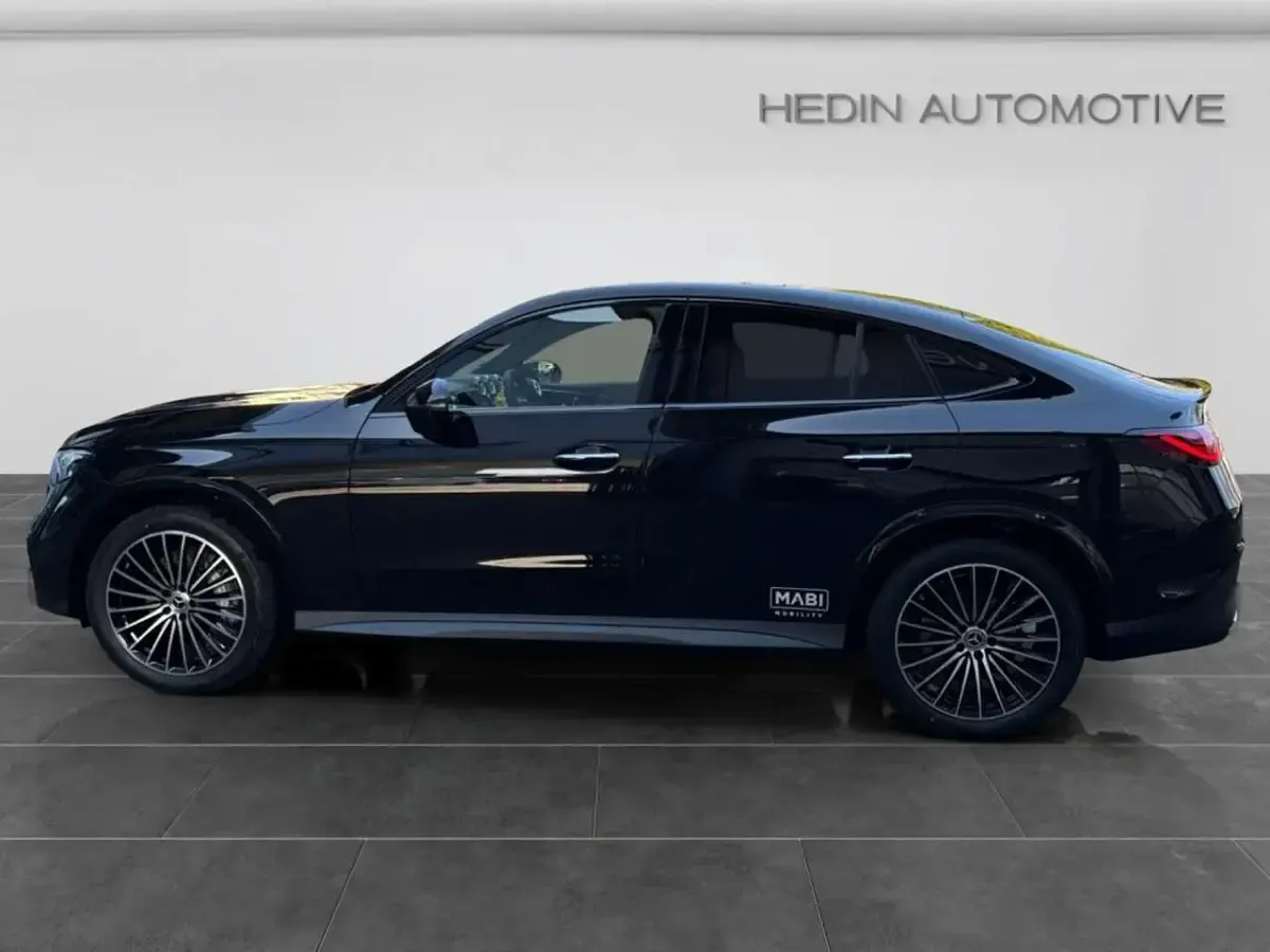 Gebraucht Mercedes GLC300 AMG 258 PS (189 kW) 2025 Schwarz SUV