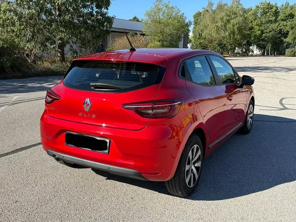Gebraucht Renault Clio Equilibre 91 PS (66 kW) 2023 Rot Kleinwagen