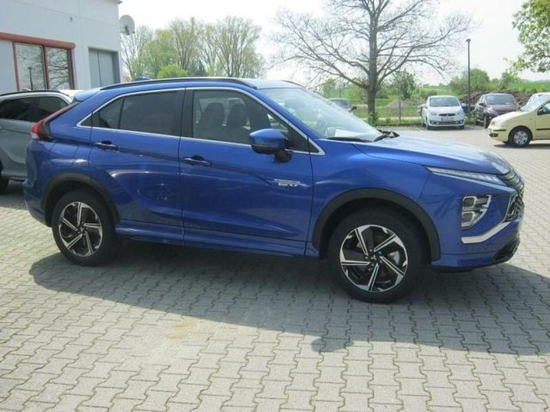 Gebraucht Mitsubishi Eclipse Plus 188 PS (138 kW) 2024 Laserblau SUV