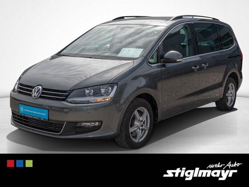 Grau Gebraucht 2018 VW Sharan Comfortline Van / Kleinbus | 21.980 € (Fairer Preis) - Bild 1/4