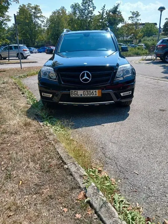 Gebraucht Mercedes GLK250 204 PS (150 kW) 2012 Schwarz SUV
