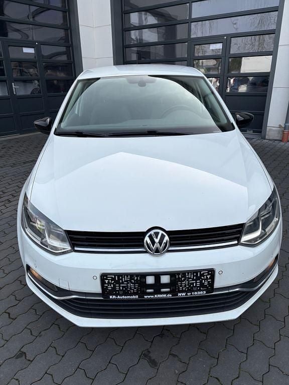 Gebraucht VW Polo 75 PS (55 kW) 2015 Weiß Limousine