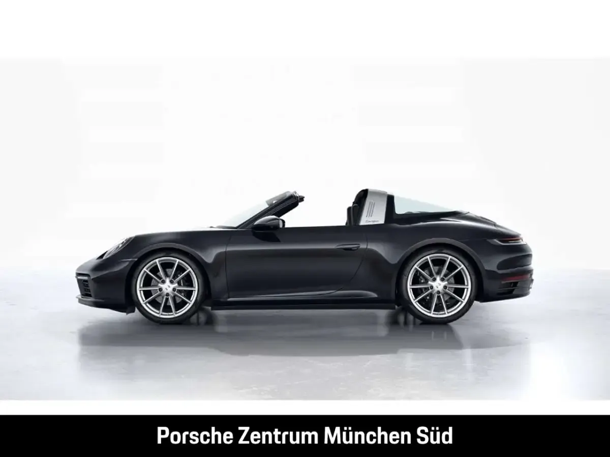 Gebraucht Porsche 992 385 PS (283 kW) 2022 Tiefschwarzmetallic Coupé