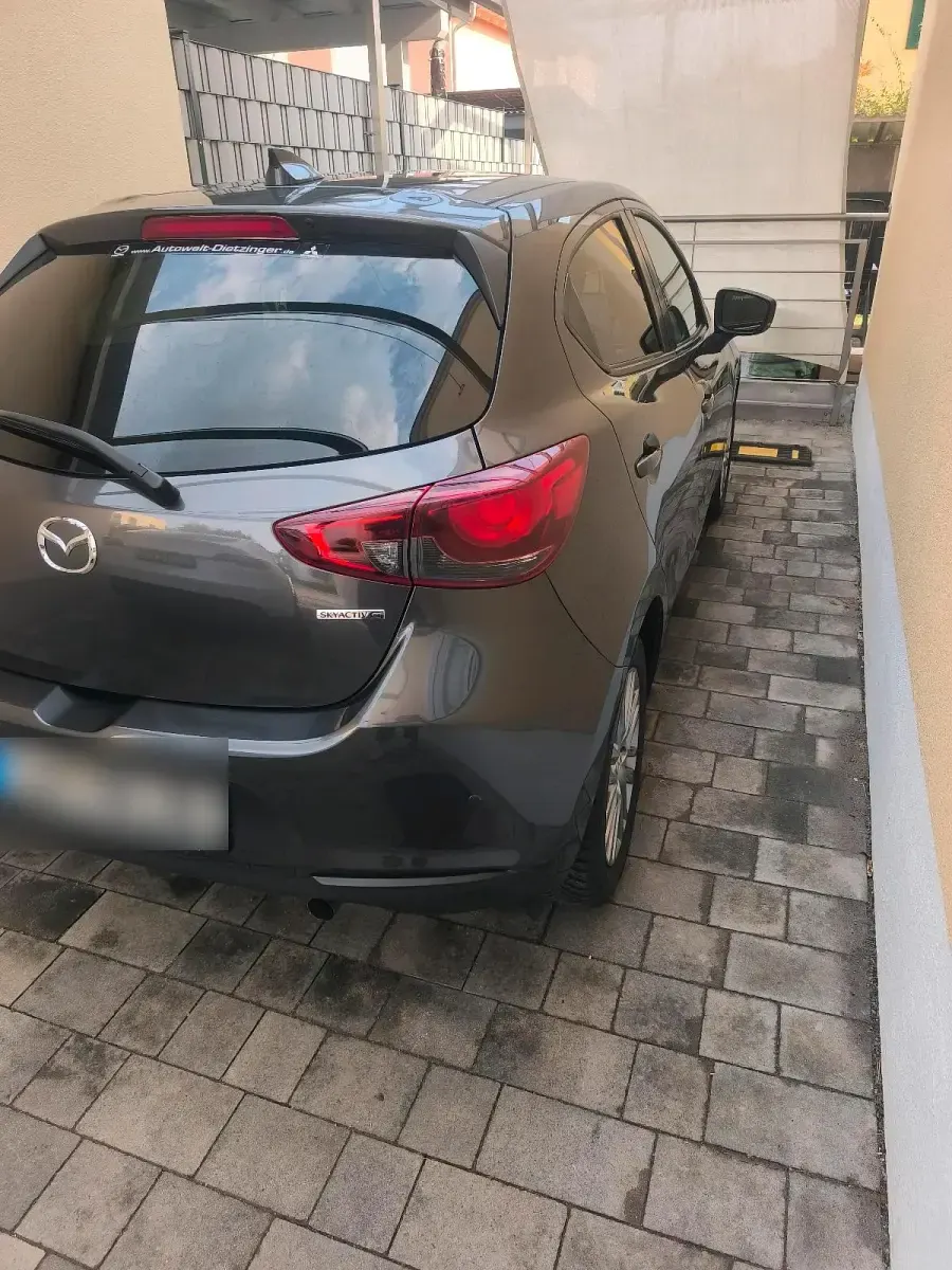 Gebraucht Mazda 2 Kizoku 90 PS (66 kW) 2022 Grau Kleinwagen