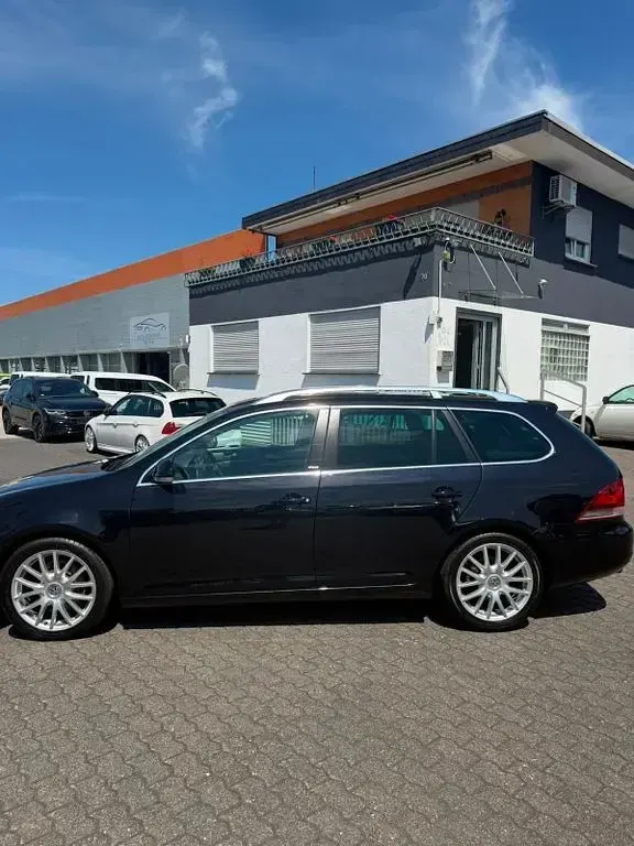 Gebraucht VW Golf VI Style 140 PS (102 kW) 2011 Schwarz Kleinwagen