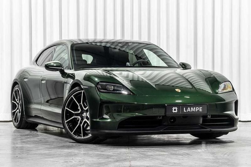 Gebraucht Porsche Taycan Performance Package 319 kW (435 PS) 2025 Grün Limousine