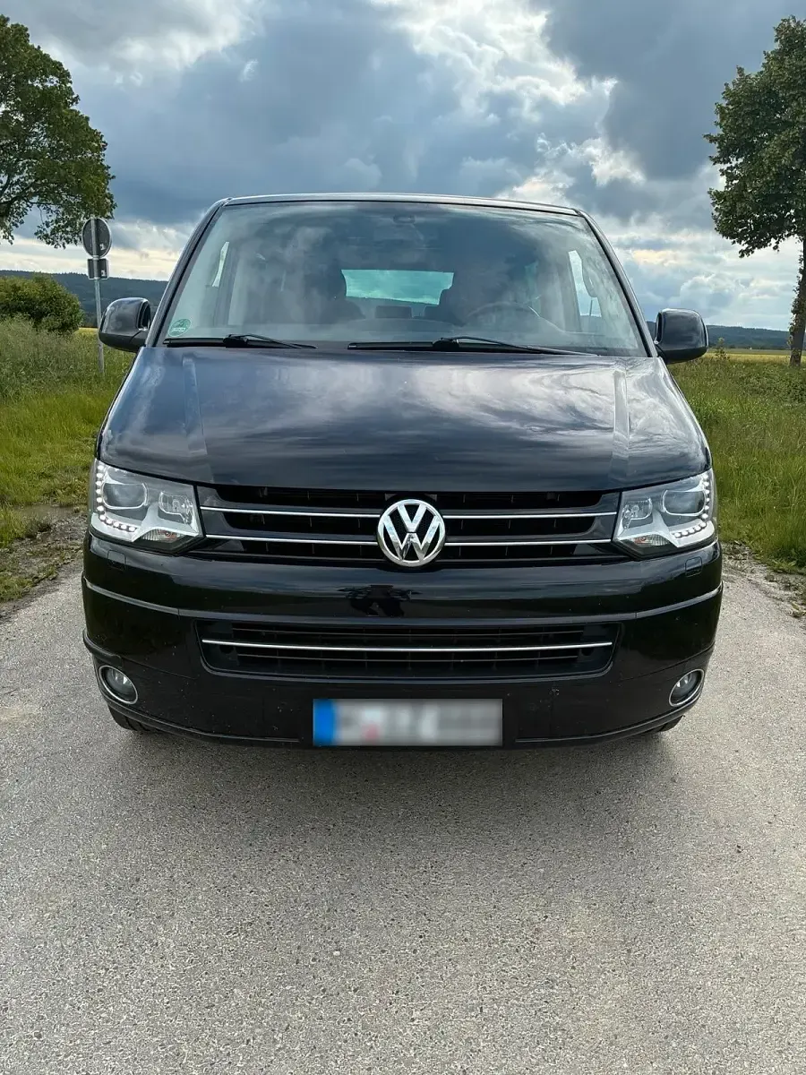 Gebraucht VW Multivan Highline 204 PS (150 kW) 2012 Schwarz Van / Kleinbus