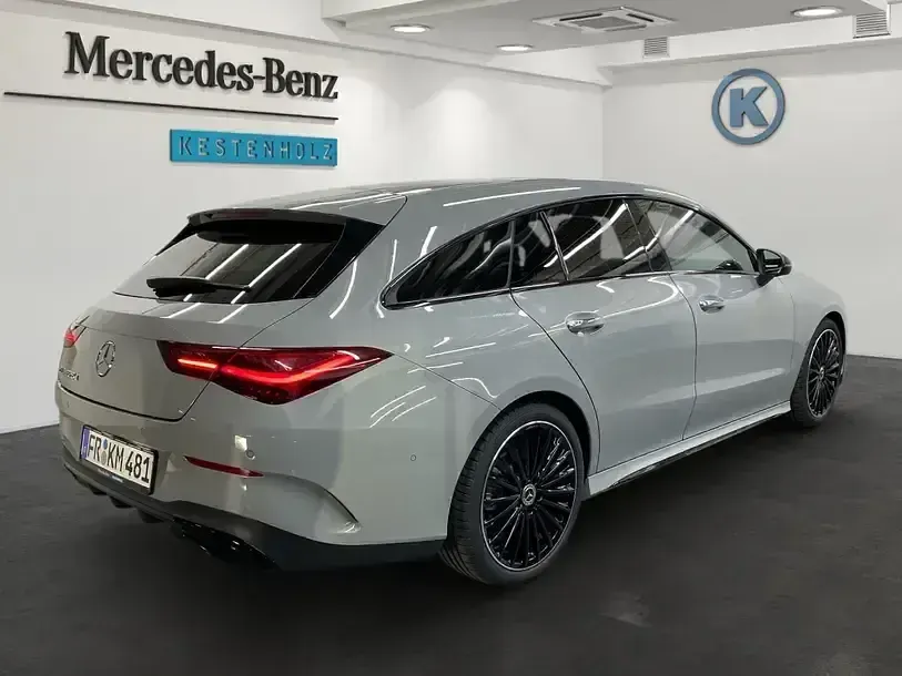 Gebraucht Mercedes CLA220 AMG 190 PS (139 kW) 2025 Grau Limousine