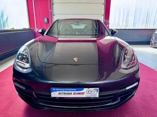 Gebraucht Porsche Panamera 4S Sport 421 PS (309 kW) 2017 Vulkangraumetallic Kleinwagen