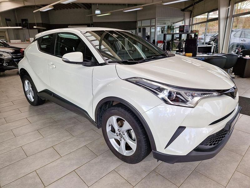 Gebraucht Toyota C-HR 116 PS (85 kW) 2017 Weiß SUV