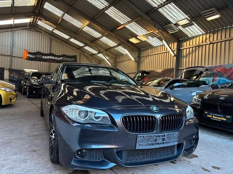 Gebraucht BMW 520 M Sport 184 PS (135 kW) 2013 Grau Limousine
