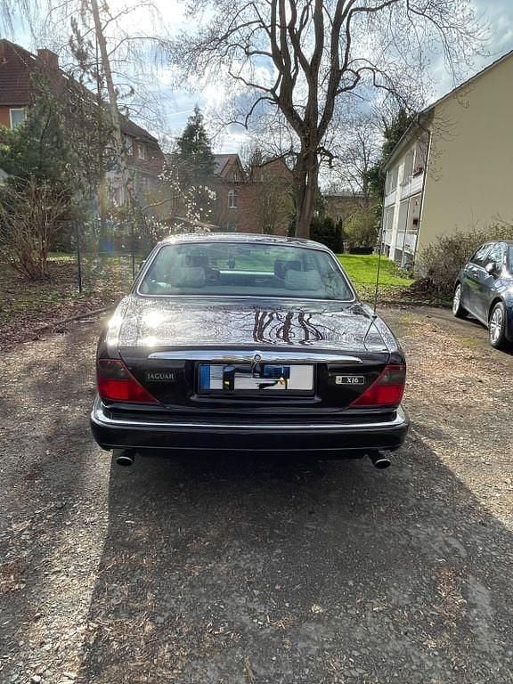 Gebraucht Jaguar X300 Executive 211 PS (155 kW) 1996 Violet Limousine