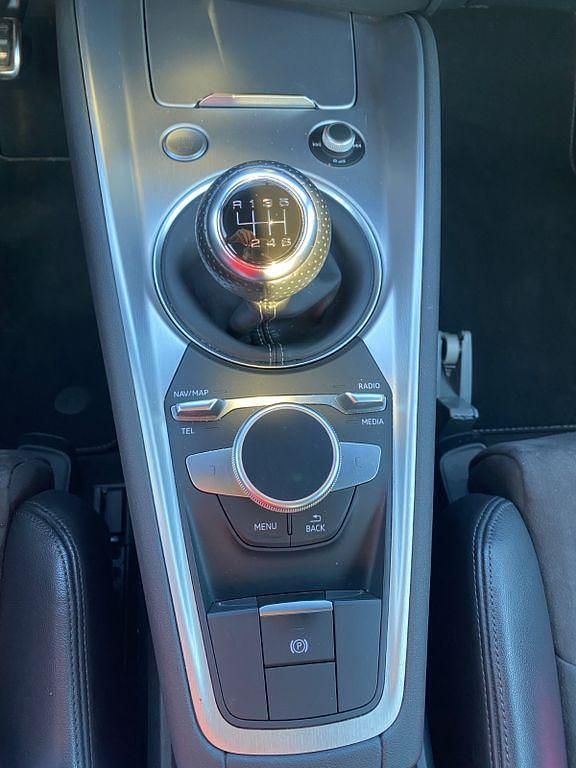 Gebraucht Audi TT Ambiente 179 PS (131 kW) 2017 Blau Coupé