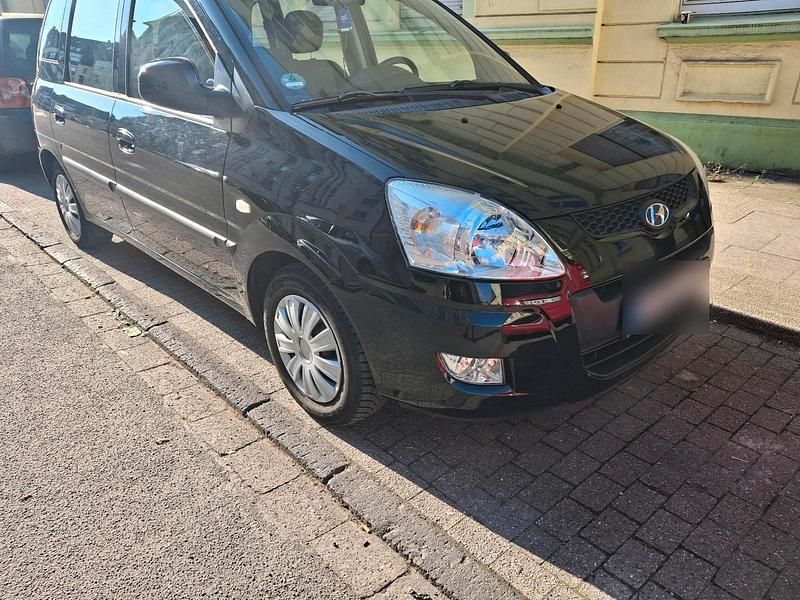 Gebraucht Hyundai Matrix 105 PS (77 kW) 2009 Schwarz Van / Kleinbus