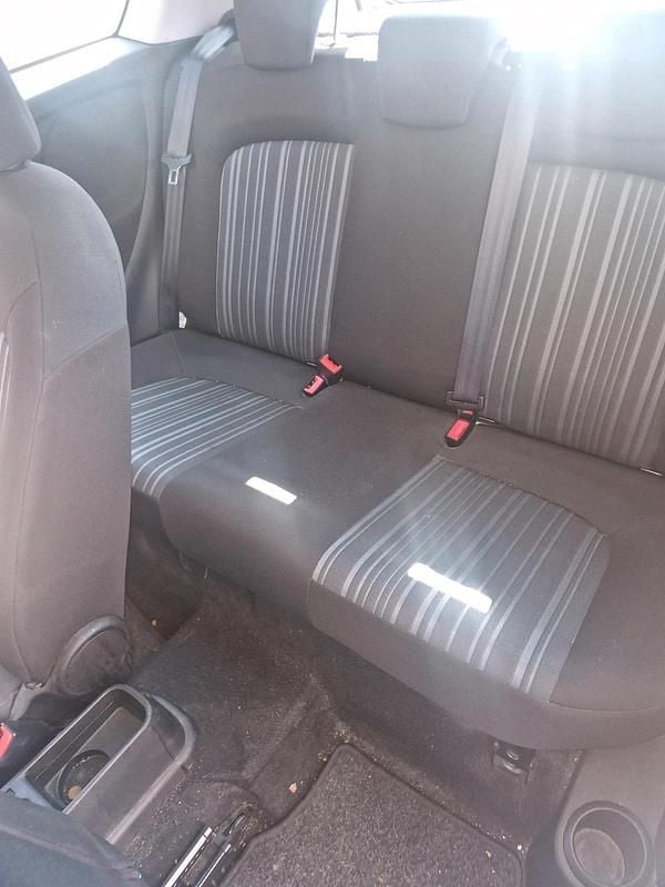 Gebraucht Fiat Punto 75 PS (55 kW) 2012 Weiß Kleinwagen