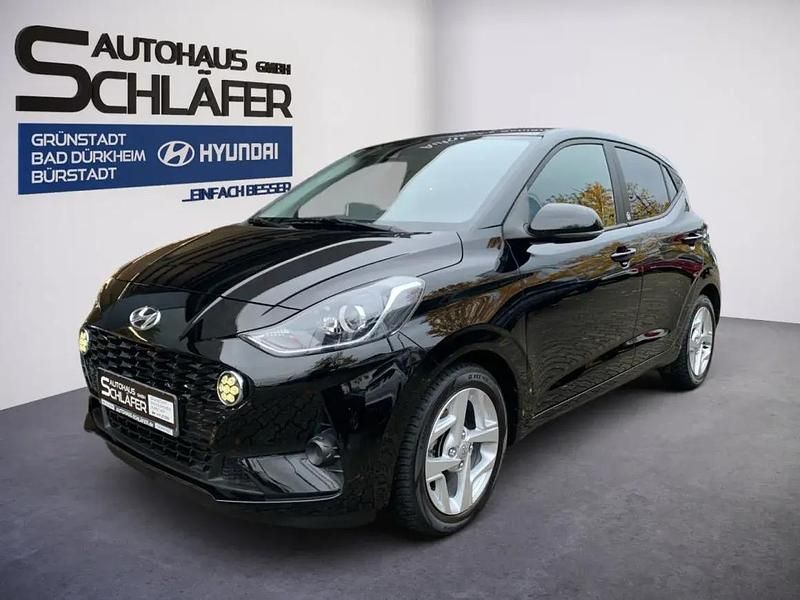 Phantom black / met Gebraucht 2022 Hyundai i10 Edition 30 Kleinwagen | 12.980 € (Fairer Preis) - Bild 1/1