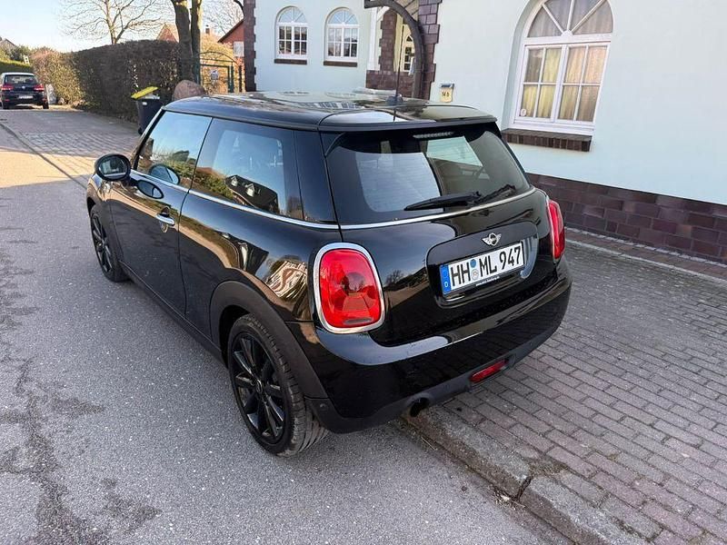 Gebraucht Mini ONE 102 PS (75 kW) 2017 Schwarz Kleinwagen