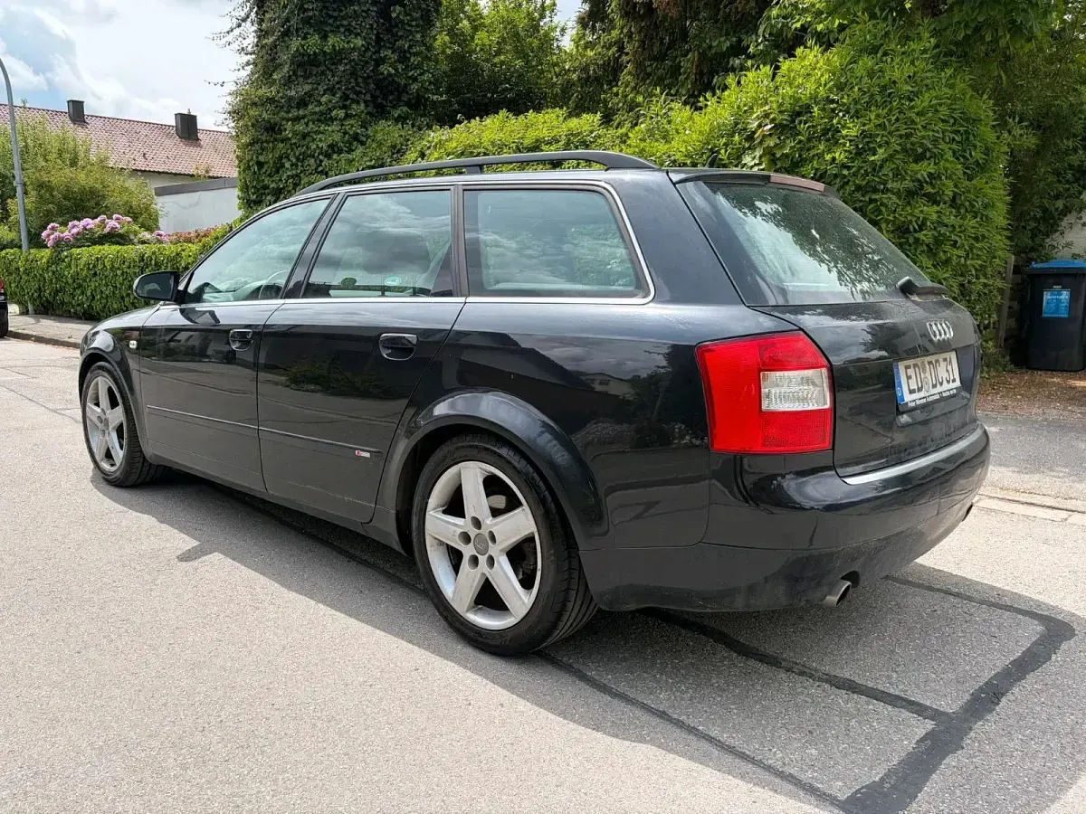 Gebraucht Audi A4 S-Line 163 PS (119 kW) 2004 Schwarz Kombi