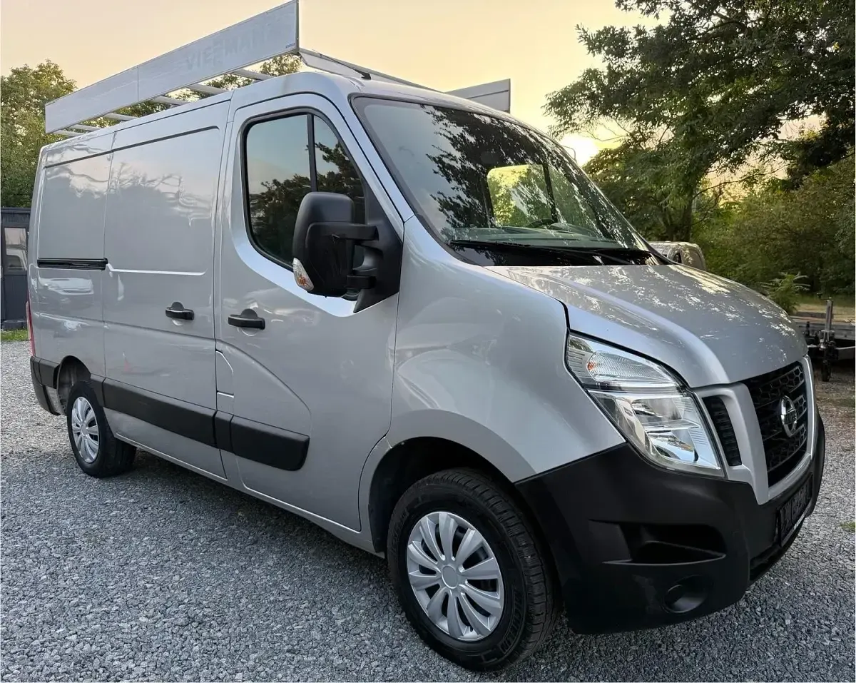Gebraucht Nissan NV400 125 PS (91 kW) 2016 Silber Van