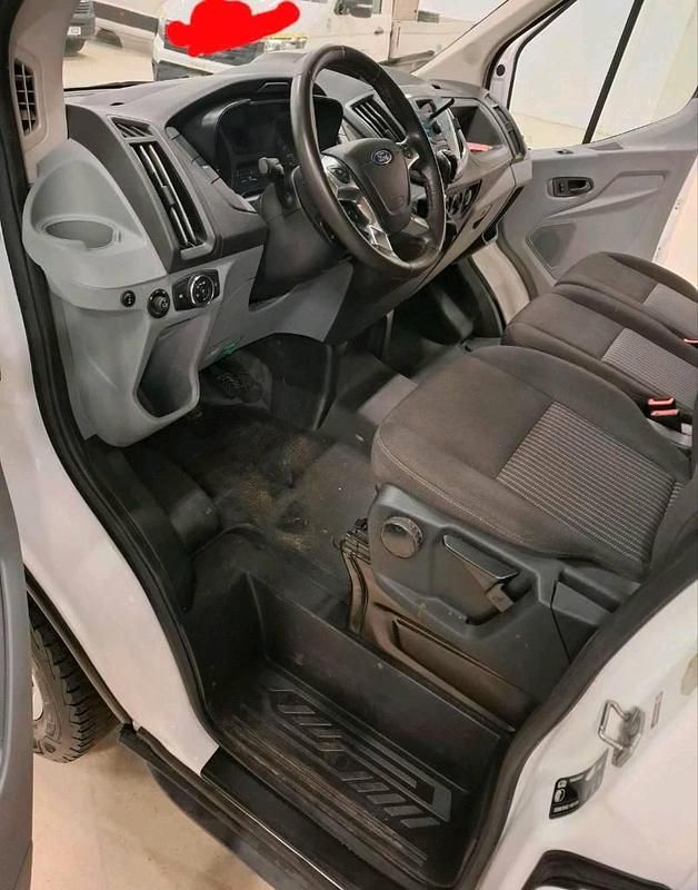 Usata Ford Transit 131 CV (96 kW) 2018 Bianco Monovolume