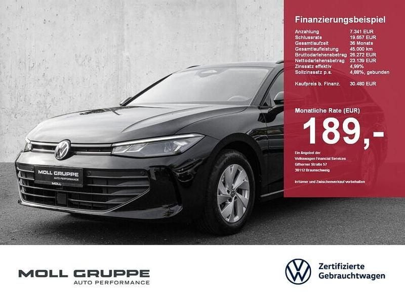 Gebraucht VW Passat Basis 150 PS (110 kW) 2025 Schwarz Kombi