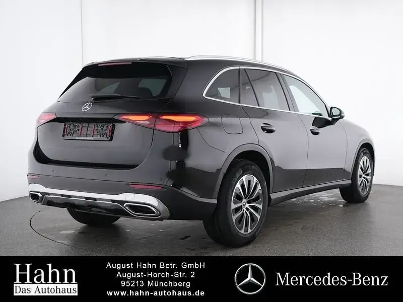 Gebraucht Mercedes GLC200 Avantgarde 204 PS (150 kW) 2025 Lack obsidianschwarz SUV