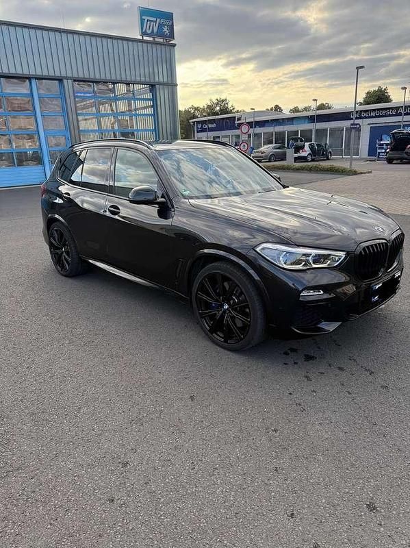 Schwarz Gebraucht 2019 BMW X5 M Sport SUV | 50.000 € (Teuer) - Bild 1/4