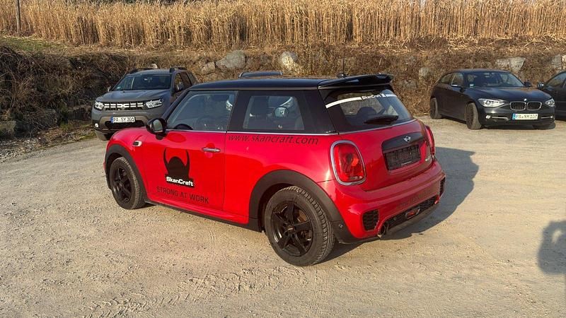 Gebraucht Mini Cooper D 116 PS (85 kW) 2015 Rot Kleinwagen