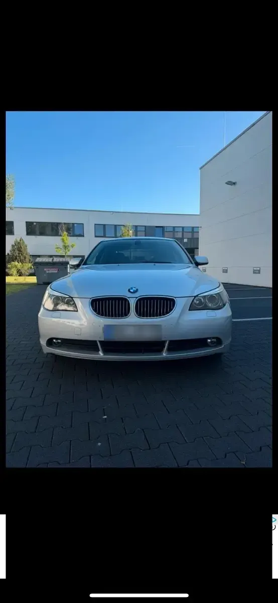 Gebraucht BMW 523 177 PS (130 kW) 2006 Silber Limousine