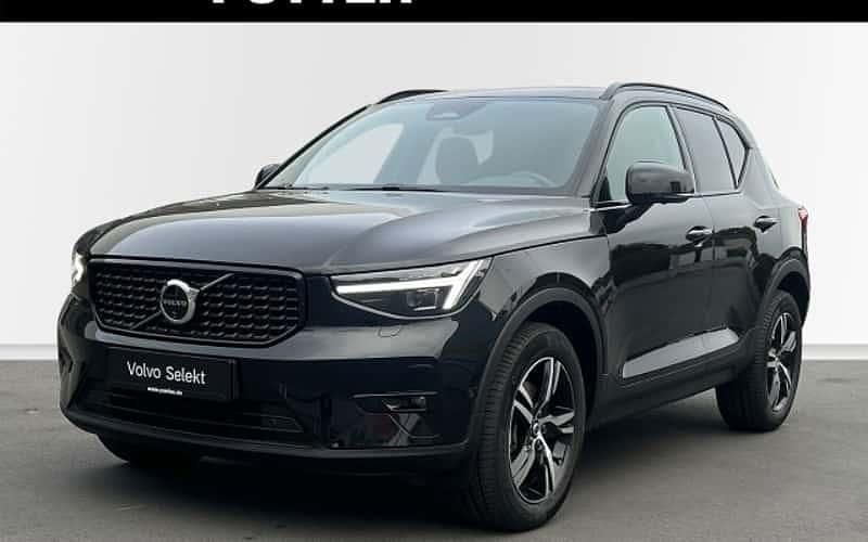 Schwarz Gebraucht 2025 Volvo XC40 Plus SUV | 37.890 € (Fairer Preis) - Bild 1/4