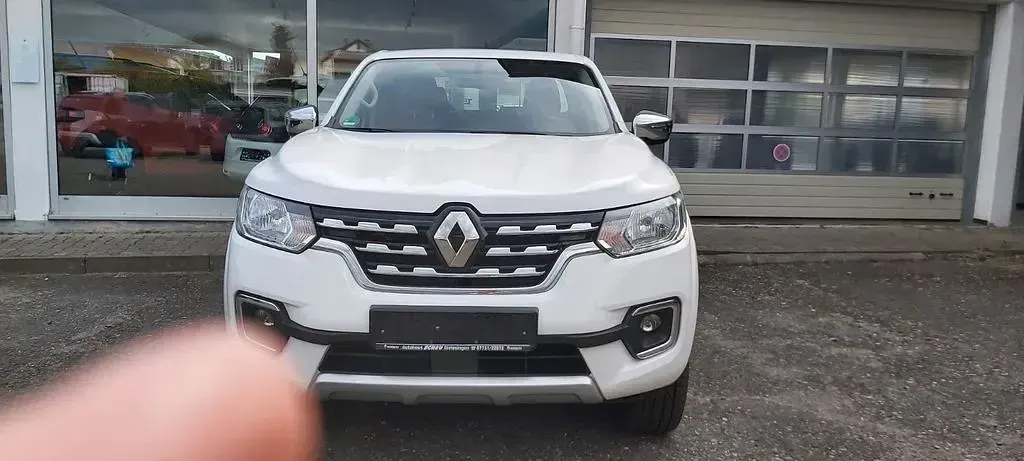 Gebraucht Renault Alaskan Experience 190 PS (139 kW) 2021 Weiß Pickup