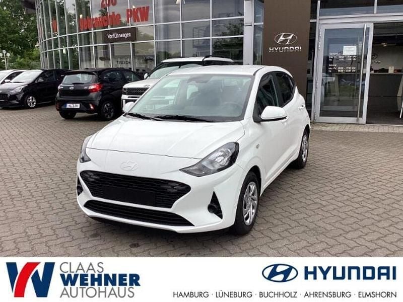 Weiss Neu 2024 Hyundai i10 Select Kleinwagen | 13.990 € (Superpreis) - Bild 1/4