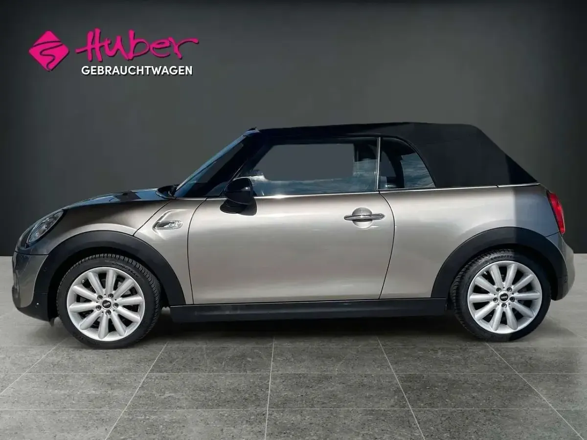 Käytetty Mini Cooper S Cabriolet 192 HP (141 kW) 2017 Hopea Avoauto