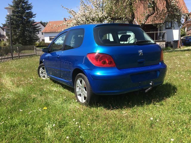 Gebraucht Peugeot 307 136 PS (100 kW) 2003 Blau metallic Limousine