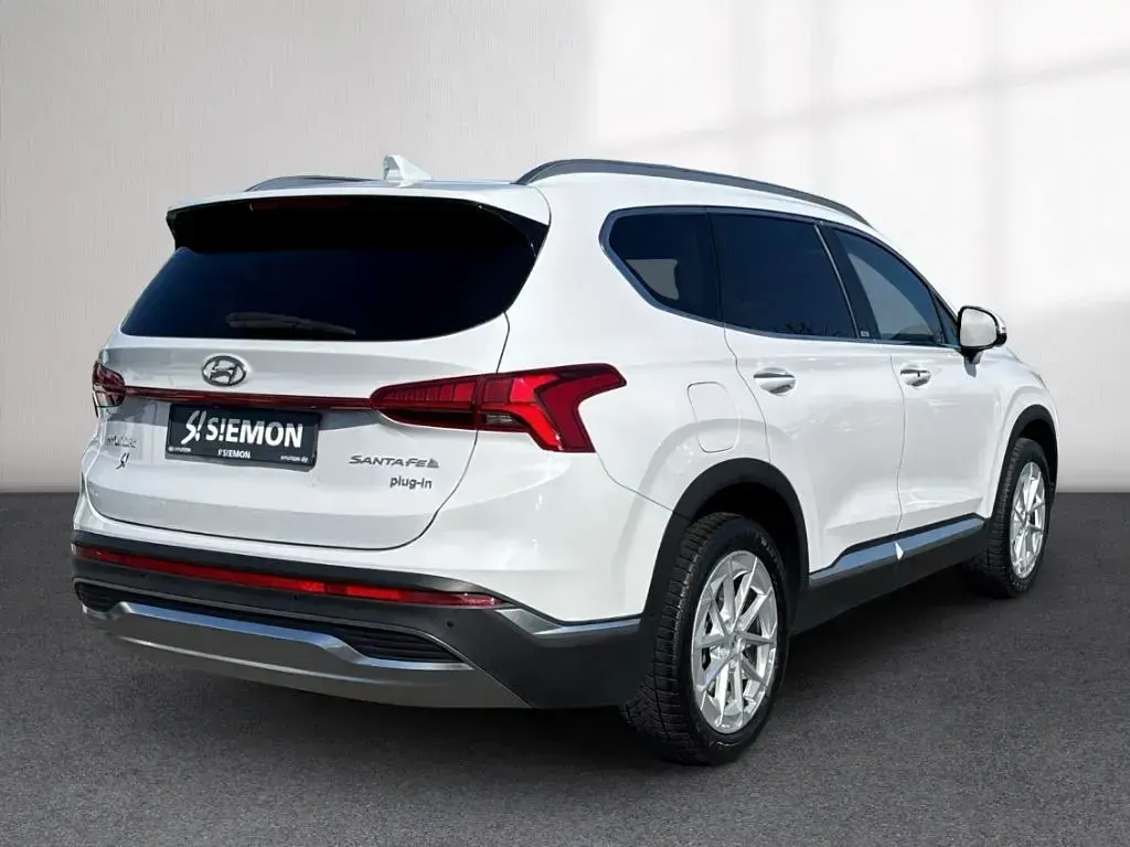 Gebraucht Hyundai Santa Fe 265 PS (194 kW) 2021 Mic (weiss SUV