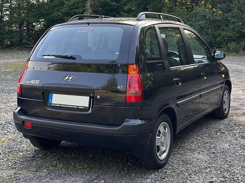 Gebraucht Hyundai Matrix GLS 90 PS (66 kW) 2004 Schwarz Van / Kleinbus