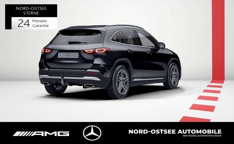 Gebraucht Mercedes GLA200 AMG 150 PS (110 kW) 2021 Metalliclack kosmosschwarz SUV