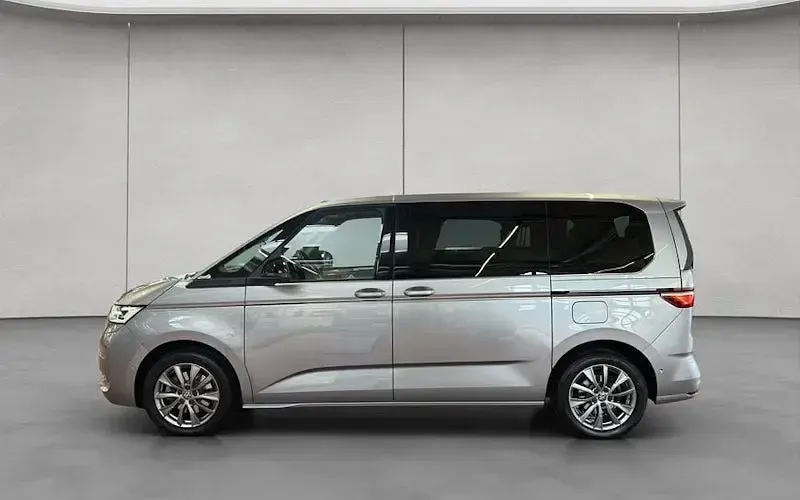 Gebraucht VW Multivan Style 204 PS (150 kW) 2022 Silber Van / Kleinbus