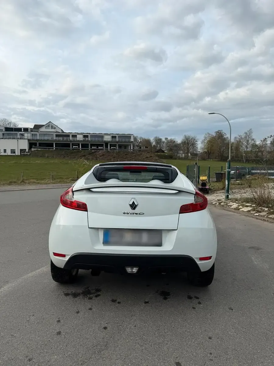 Gebraucht Renault Wind 102 PS (75 kW) 2011 Weiß Cabrio