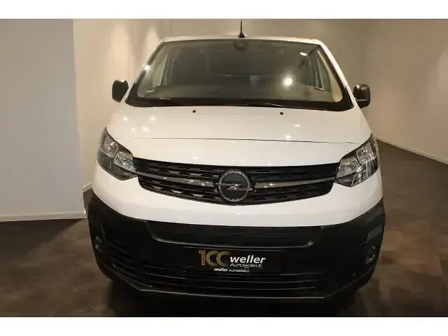 Gebraucht Opel Vivaro-e Combi 100 kW (136 PS) 2023 Othercolor Van