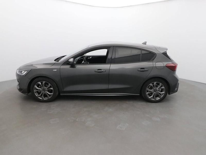 Gebraucht Ford Focus ST-Line 2022 Gris magnetico Kombi