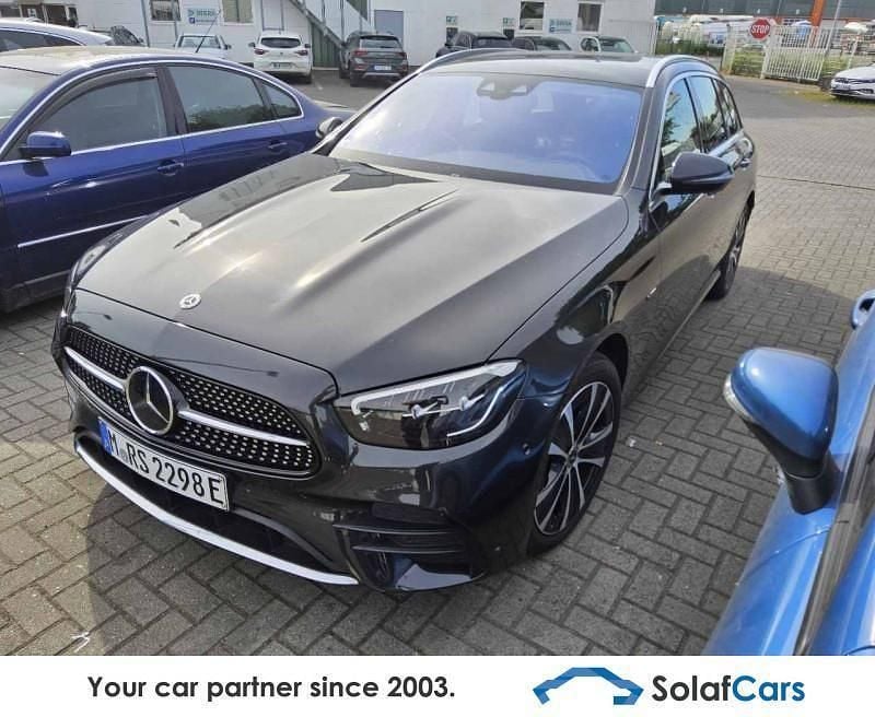 Schwarz Gebraucht 2020 Mercedes E300 AMG Limousine | 27.608 € (Superpreis) - Bild 1/4