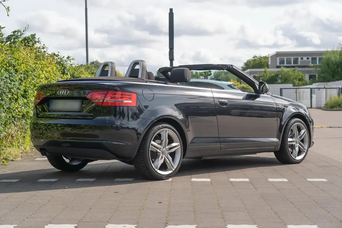 Gebraucht Audi A3 Cabriolet 105 PS (77 kW) 2008 Schwarz Cabrio